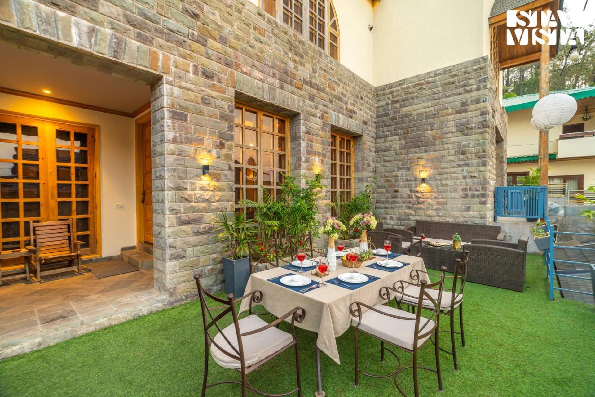 Stayvista At Sylvana Villas With Lawn, Bbq And Jacuzzi 卡绍利 外观 照片