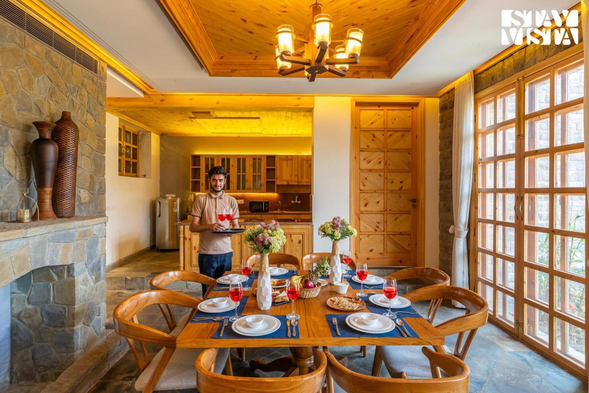 Stayvista At Sylvana Villas With Lawn, Bbq And Jacuzzi 卡绍利 外观 照片